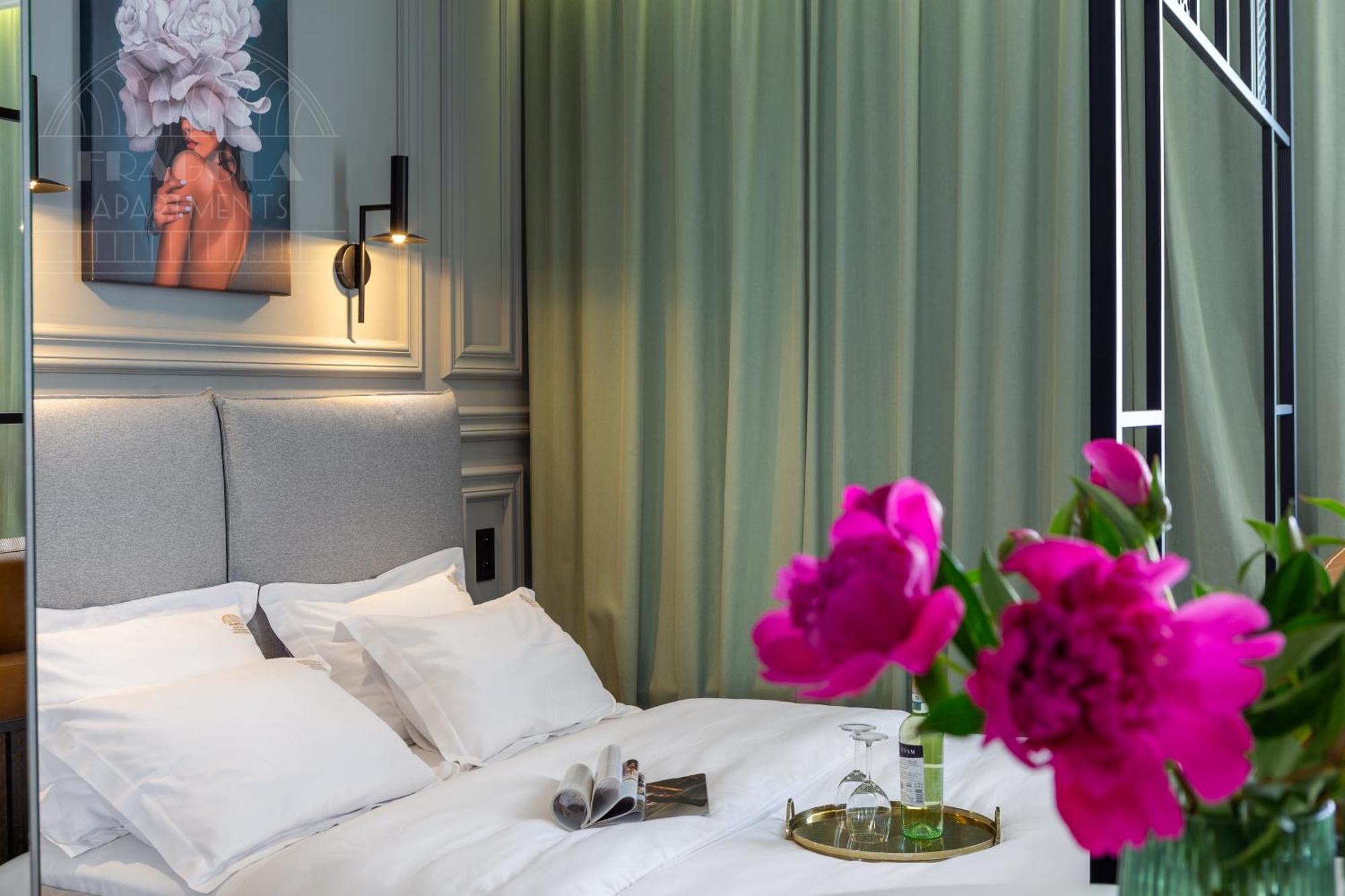 Feminine Studio Fragola Apartments Kraków Eksteriør billede